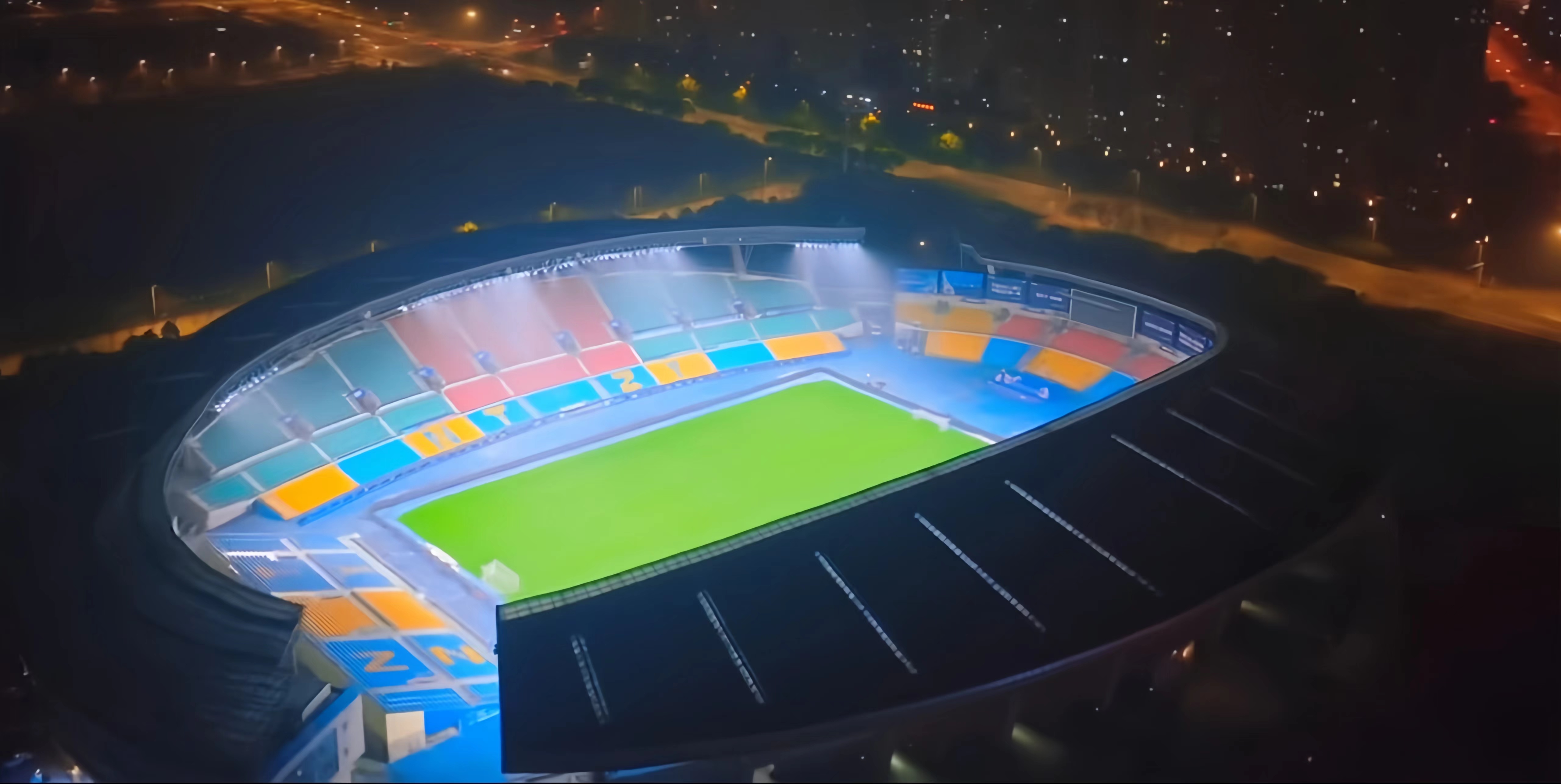 气氛到位了！全色彩照明系统闪耀2024中超赛场