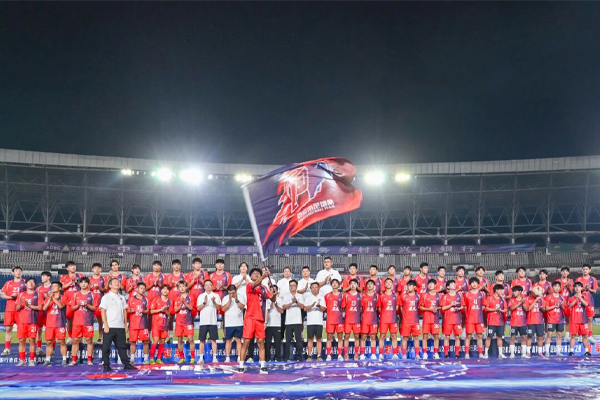 娄超×七大洲|燃爆夏夜的足球，点亮赛场的光