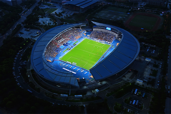 防眩光LED足球场照明：技术突破与应用实践